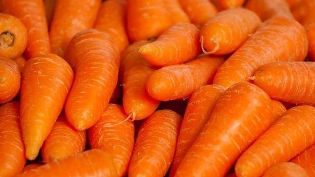 Самые сладкие сорта моркови: какие крупные и высокоурожайные, сочная морковка для длительного хранения, отзывы о Сладком хрусте, описание Поздней сладкой F1